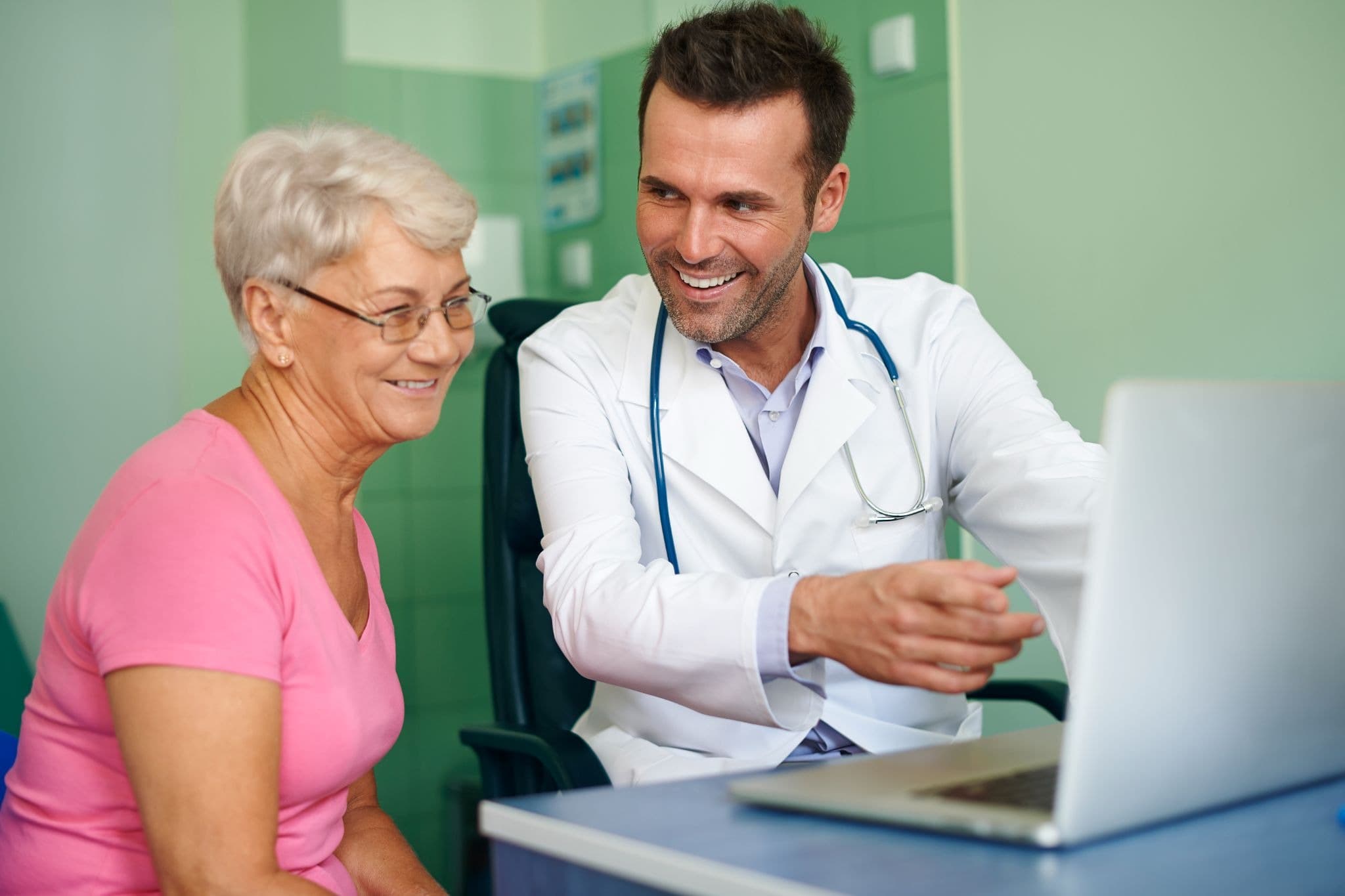 Spanish Medicare Direct Mail Campaigns That Actually Convert: What Works in 2026
